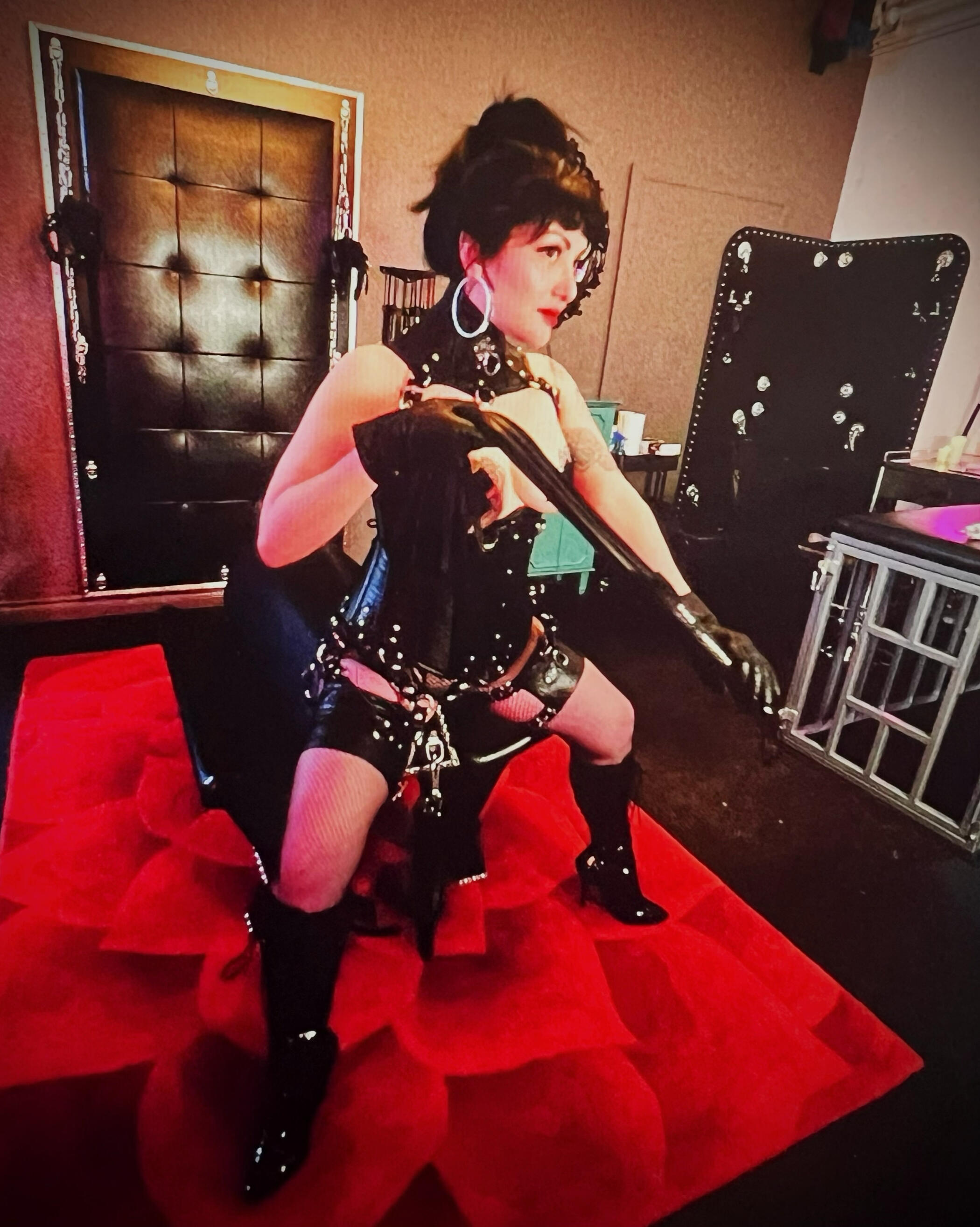 Asian Professional Femdom Madame Belladonna in PDX dungeon